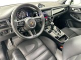 Certified 2025 Porsche Macan image 4