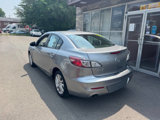 Used 2012 MAZDA MAZDA3 i Touring image 3