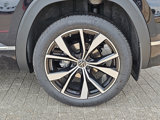 New 2026 Volkswagen Atlas Cross Sport SEL Premium R-Line image 5