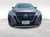 Used 2022 Nissan Kicks SV image 2