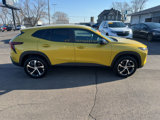 Used 2025 Chevrolet Trax RS image 2