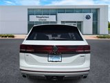New 2025 Volkswagen Atlas Peak Edition SE image 5