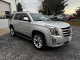 Used 2016 Cadillac Escalade Luxury image 3