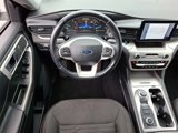 Used 2021 Ford Explorer XLT image 2