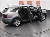 Used 2023 Kia Sorento LX image 6