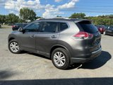 Used 2016 Nissan Rogue SV image 4