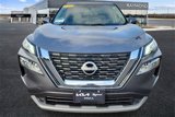 Used 2023 Nissan Rogue SV image 3