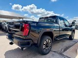 New 2025 GMC Sierra 2500 Denali Ultimate image 4