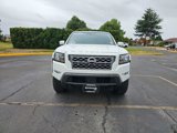 Used 2024 Nissan Frontier SV image 3