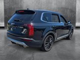 Used 2022 Kia Telluride SX w/ SX Prestige Package image 3