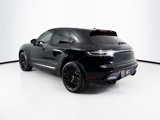 Certified 2023 Porsche Macan GTS image 3