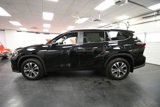 Certified 2024 Toyota Highlander XLE image 4