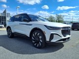 New 2025 Lincoln Nautilus Reserve image 2