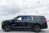 Used 2024 GMC Yukon XL Denali image 2