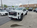Used 2024 GMC Sierra 2500 AT4 image 4