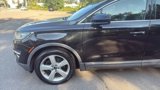 Used 2017 Lincoln MKC Premiere image 4
