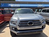 Used 2017 Toyota Tacoma 4x4 Double Cab image 2