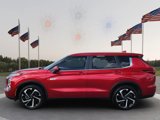 Used 2025 Mitsubishi Outlander SE image 3