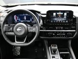 Used 2024 Nissan Pathfinder Platinum image 6