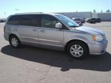 Used 2013 Chrysler Town & Country Touring image 4