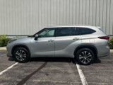 Used 2022 Toyota Highlander XLE image 6