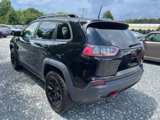 Used 2019 Jeep Cherokee Trailhawk w/ Comfort/Convenience Group image 3