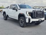 New 2025 GMC Sierra 2500 Denali Ultimate image 3