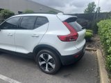 Used 2023 Volvo XC40 B5 Plus image 5