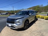 Used 2024 Mitsubishi Outlander SE image 3