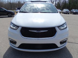 Used 2023 Chrysler Pacifica Limited image 6
