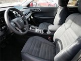 New 2025 Mitsubishi Outlander SE image 4