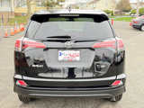 Used 2018 Toyota RAV4 LE image 5