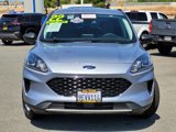 Certified 2022 Ford Escape SE image 2