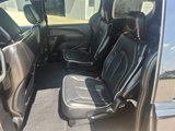 Used 2025 Chrysler Pacifica Limited image 6