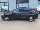 Used 2022 Chrysler Pacifica Touring-L image 5
