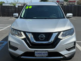 Used 2020 Nissan Rogue SV image 2