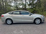 Used 2016 Ford Fusion SE image 4