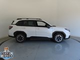 Used 2025 Subaru Forester image 2
