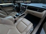 Used 2023 Porsche Macan image 6