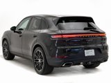Certified 2024 Porsche Cayenne image 3