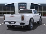 New 2025 GMC Sierra 3500 Denali Ultimate image 4
