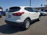 Used 2018 Nissan Rogue Sport S image 5