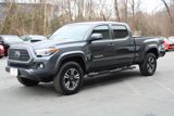 Used 2019 Toyota Tacoma TRD Sport image 3