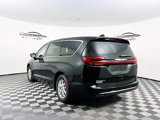 New 2025 Chrysler Pacifica Select image 6