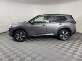 Used 2022 Nissan Rogue Platinum image 2