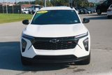 Used 2024 Chevrolet Trax RS w/ Driver Confidence Package image 2