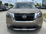 New 2025 Nissan Pathfinder Platinum image 3