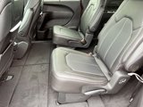 New 2026 Chrysler Pacifica Select image 5