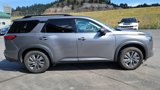 Used 2024 Nissan Pathfinder SV image 4