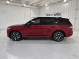 Used 2025 Lincoln Aviator Black Label w/ Black Label Special Edition image 2